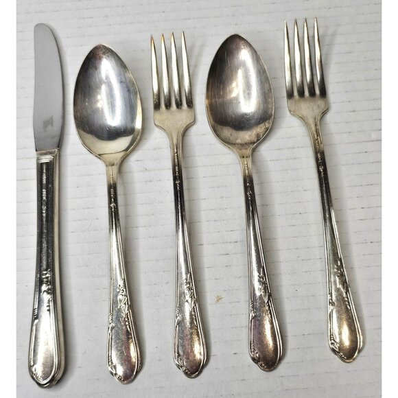 Wm. A. Rogers A1 Plus Oneida Ltd. Vintage Silverware Set - Picture 1 of 13